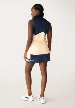 Rohnisch Ladies Sprint S/L Golf Polo Shirt 111045 -Mid Layers Store Sale Rohnisch Ladies Sprint Golf Polo Shirt 111045 97